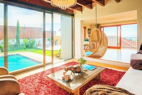 Sun & Sea Family Villa