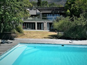 Table Mountain Retreat