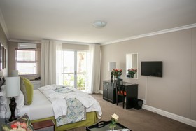 The Bantry Bay Suite Hotel