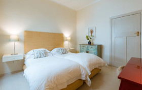 The Cape Standard Guest House