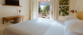The Cape Standard Guest House