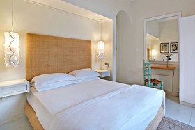 The Cape Standard Guest House