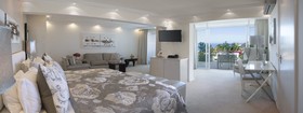 The Clarendon Bantry Bay