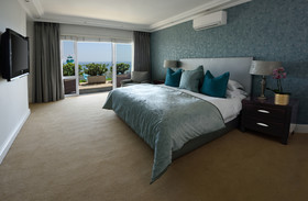 The Clarendon Bantry Bay