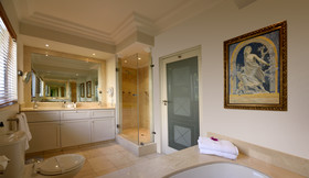The Clarendon Bantry Bay
