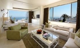The Clarendon Bantry Bay