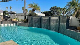 Peninsula All-Suite Hotel