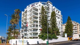 Peninsula All-Suite Hotel