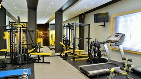 Peninsula All-Suite Hotel