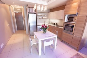 The Residences Crystal Towers