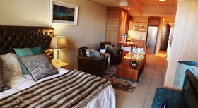The Residences Crystal Towers
