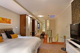 The Residences Crystal Towers