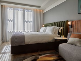 Rockefeller Hotel & Residences