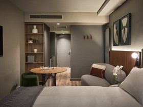 Rockefeller Hotel & Residences