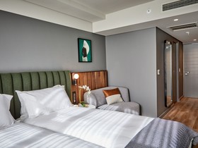 Rockefeller Hotel & Residences