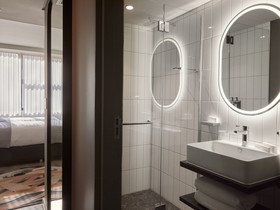 Rockefeller Hotel & Residences