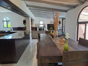 Tuscan Bliss Guest House