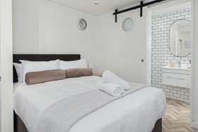 Tuynhuys Luxury Serviced Apartments