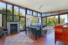 Villa Aqua