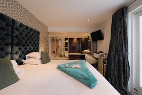 Zest Boutique Hotel