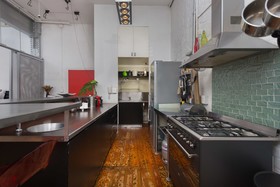 Wolroy House Apartments