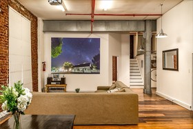 Wolroy House Apartments