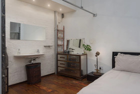 Wolroy House Apartments