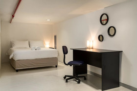 Wolroy House Apartments