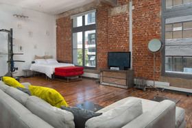 Wolroy House Apartments