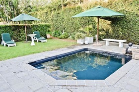 Woodlands Guest House
