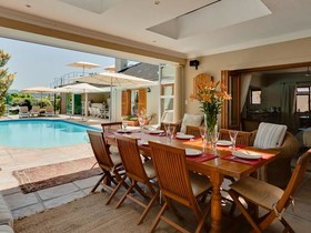 Lebonheur Guesthouse