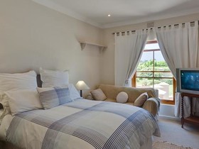 Lebonheur Guesthouse