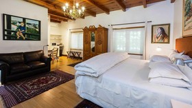 Akademie Street Boutique Hotel & Guesthouses