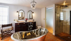 Akademie Street Boutique Hotel & Guesthouses