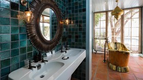 Akademie Street Boutique Hotel & Guesthouses