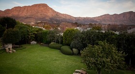 Avondrood Guesthouse