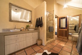 Avondrood Guesthouse