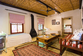 La Fontaine Guest House