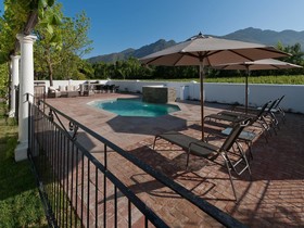 La Galinière Guest Cottages