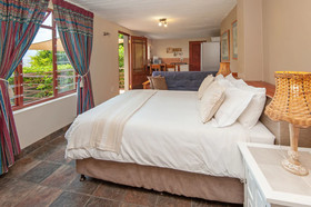 18 On Kloof Bed & Breakfast