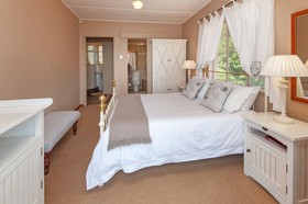 18 On Kloof Bed & Breakfast