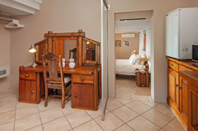 18 On Kloof Bed & Breakfast