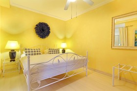 Apricot Gardens Guesthouse