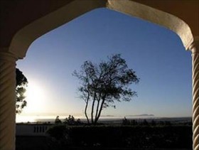 Apricot Gardens Guesthouse