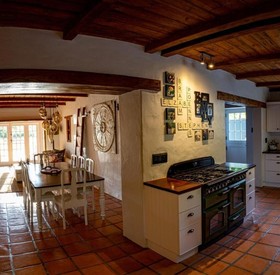 Oak Falls Accomodation