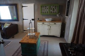 Riverstone House