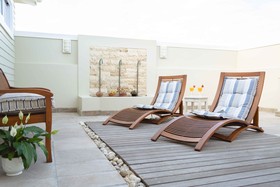 138 Marine Beachfront Guesthouse