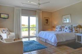 Abalone Guest Lodge