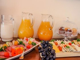 AmaKhosi Guesthouse