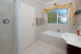 Brown Jug Guest House